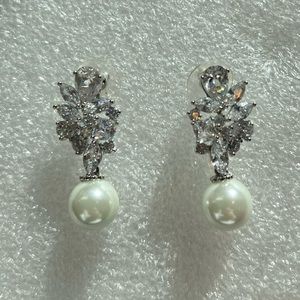 Pearl and Rhinestone Dangle Earrings